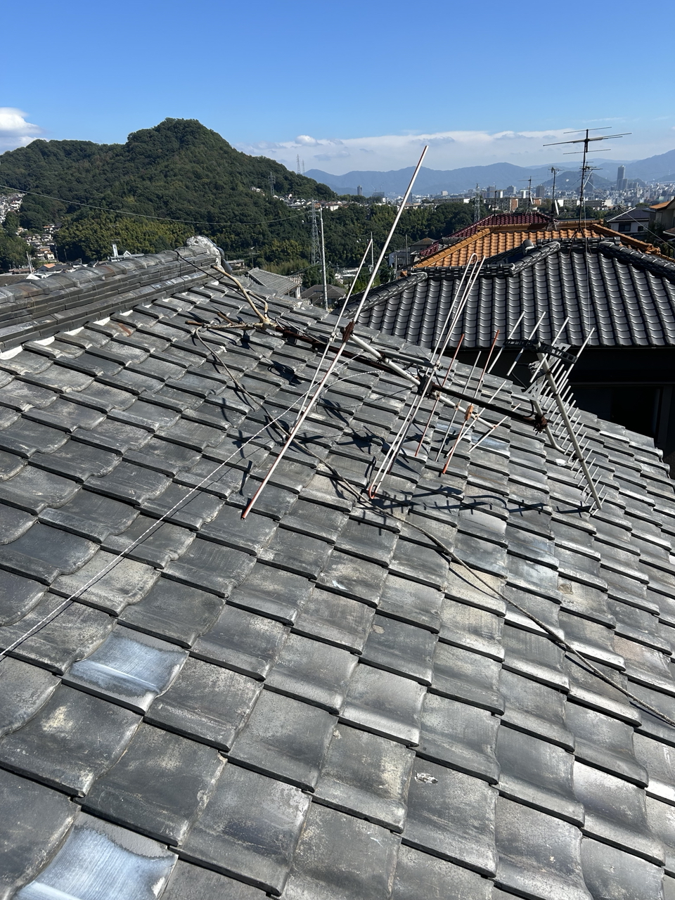 アンテナが倒れたらどうする？固定方法・配線の確認ポイント｜広島市西区