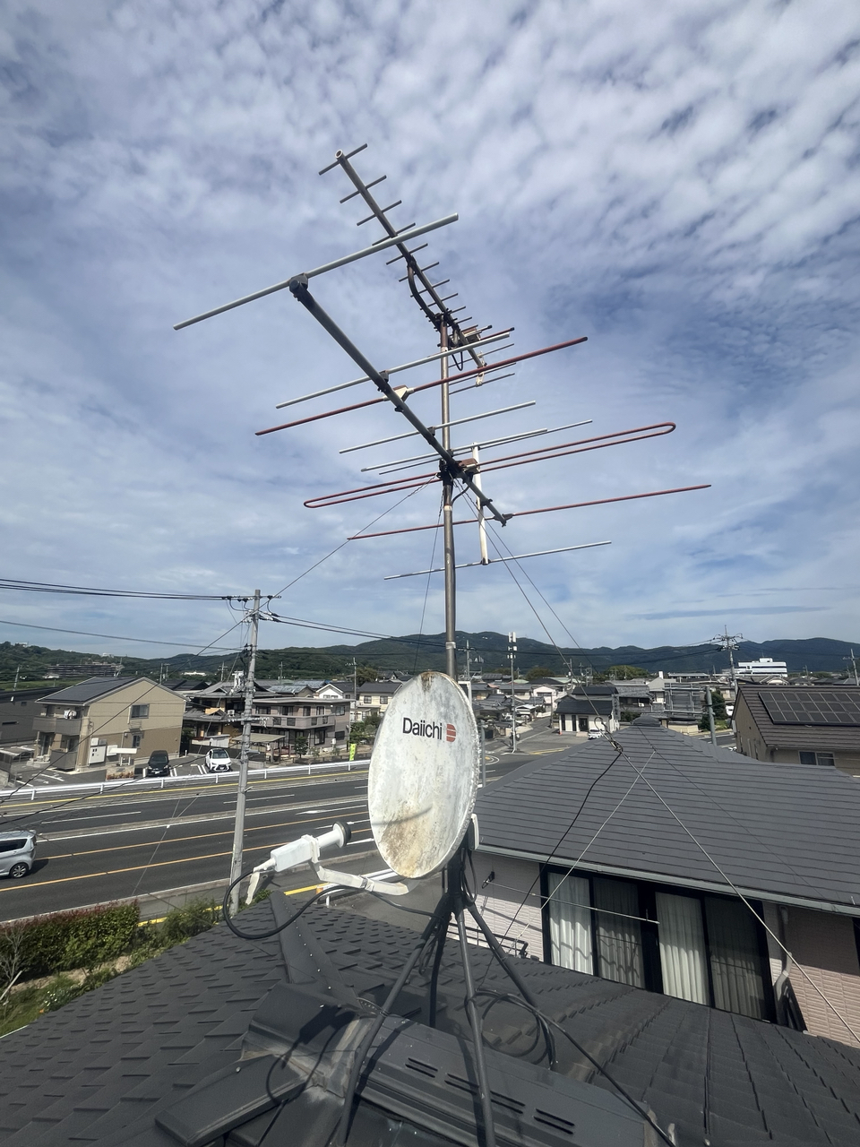岡山市中区　交換前の地デジ・BSアンテナ