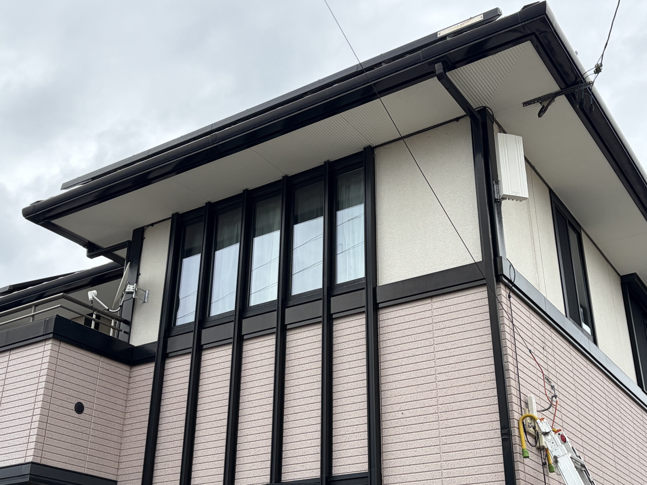 北方町の中古住宅にアンテナ新設｜現地見積もりと施工事例｜ONE.BRIDGE