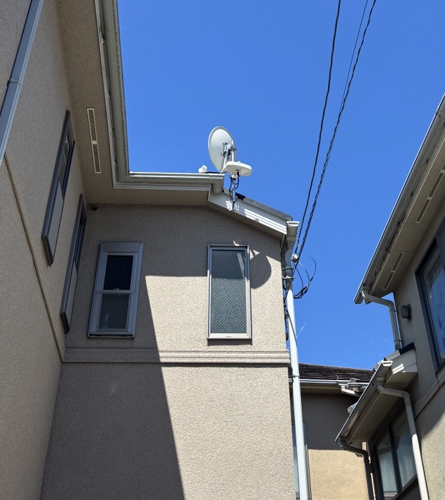 府中市で設置した小型デザインアンテナとBSアンテナ